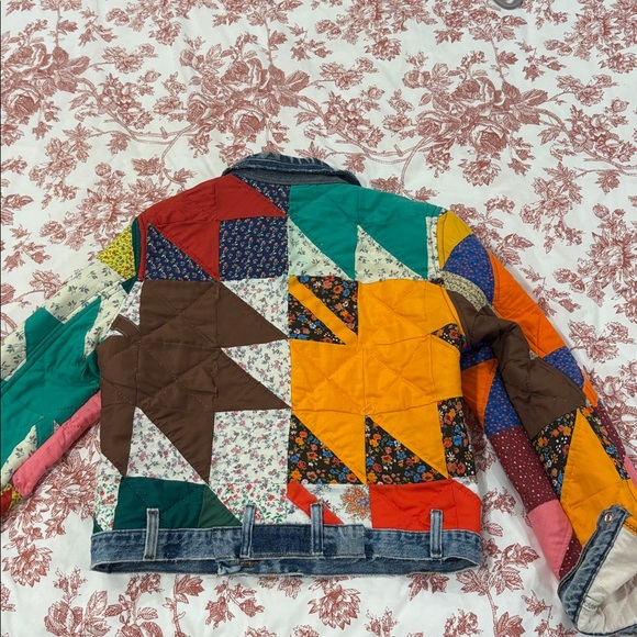 Upcycled Vintage Quilt and Carhartt Denim Jacket - Picture 3 of 12